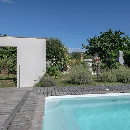 Maison Et Piscine Pour 6 A
